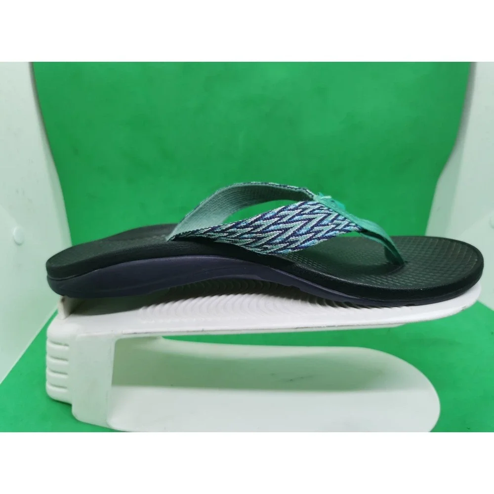 Chaco Thong Sandals Womens Size 8 Slip On Nylon Strap Recreational Beach Slipper